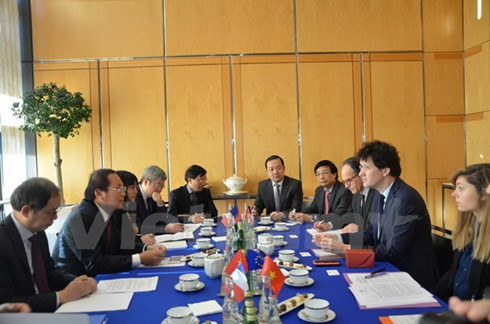 VN France 2.12